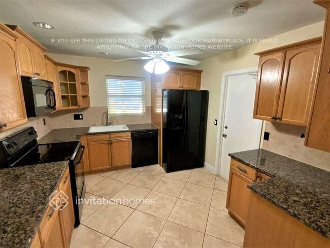 Foto del edificio - 4885 Alfresco St