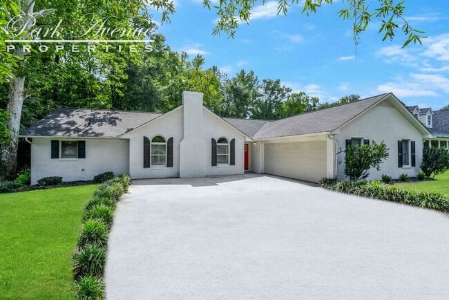 Building Photo - 8219 Westbourne Dr