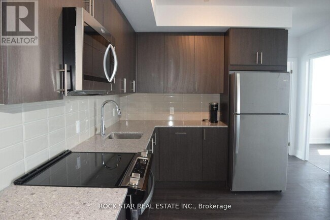 Photo du bâtiment - 2550 Simcoe St N