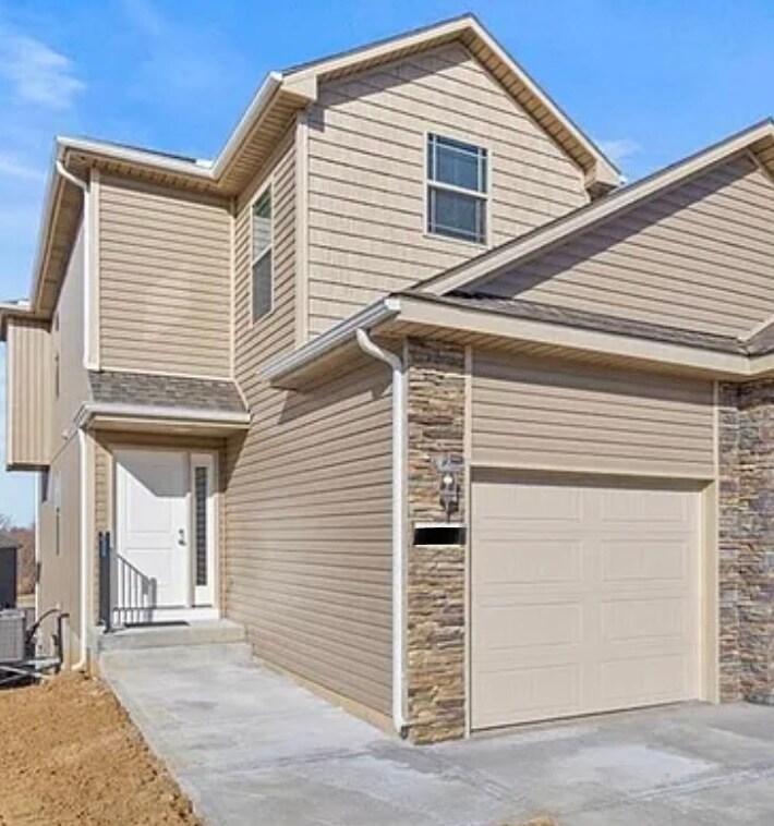 10518 Clubhouse Dr, Kansas City, KS 66109 Townhome Rentals in Kansas