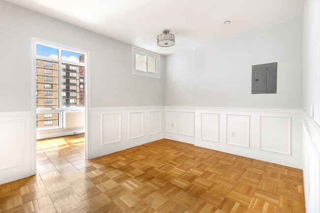 Sala de estar - 217 E 96th St