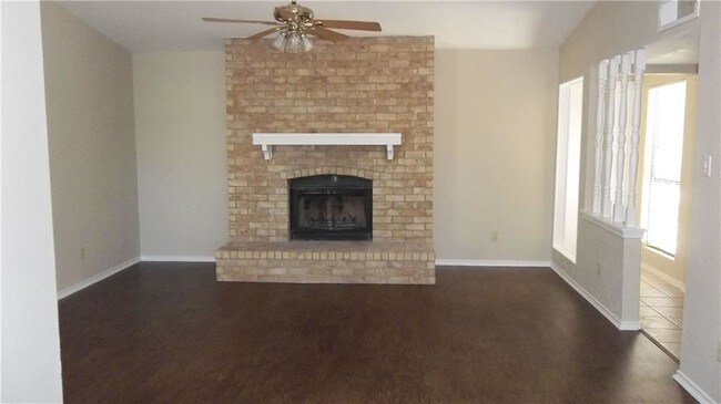 Building Photo - 6511 Springfield Dr