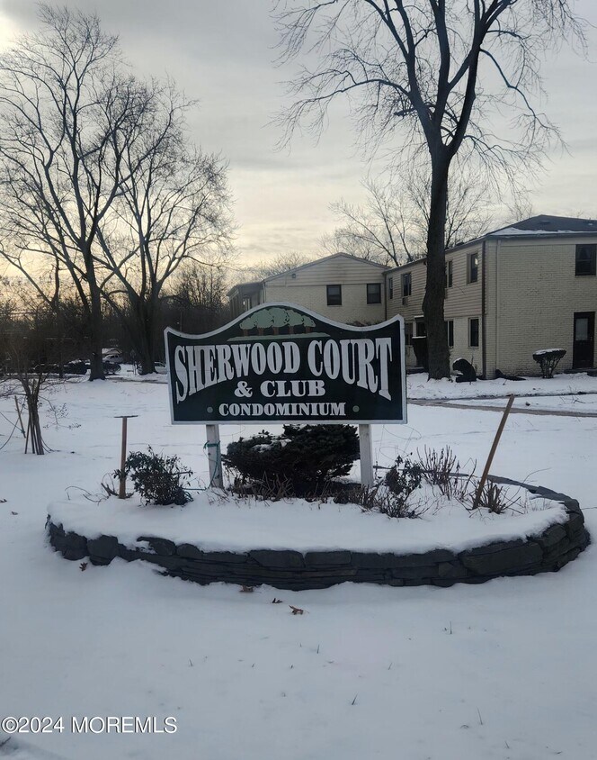 500 Cliffwood Ave W Unit D10, Matawan, NJ 07747 Condo for Rent in Matawan, NJ