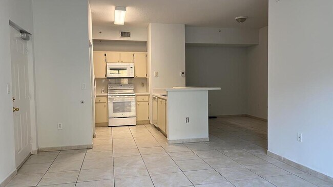 Foto del edificio - 7290 NW 114th Ave