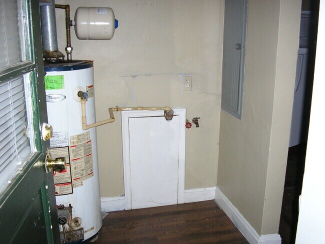 Foto del edificio - 1540 Virginia Dr