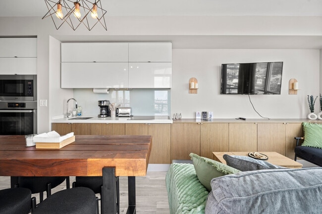 Photo du bâtiment - 525 Front St W