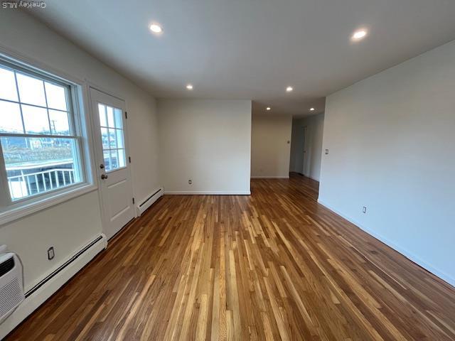 Foto del edificio - 96 Shore Rd