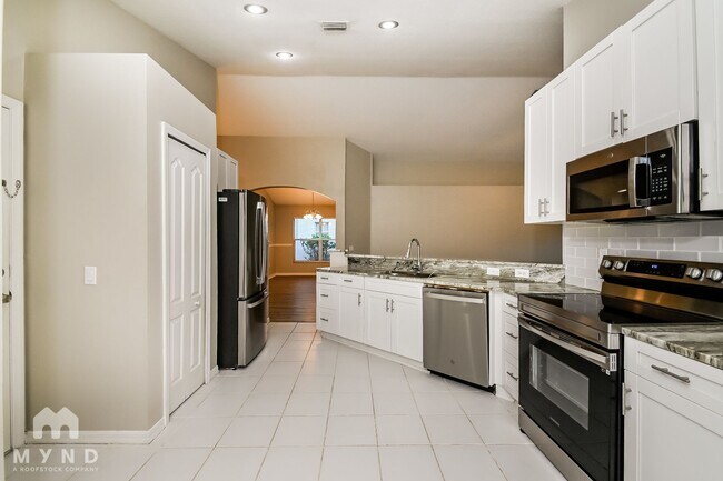 Foto del edificio - 3844 Bellewater Blvd