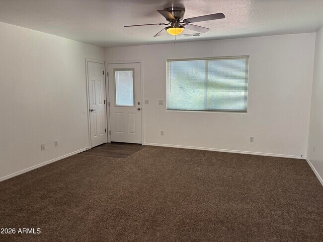Foto del edificio - 4690 Monument Way