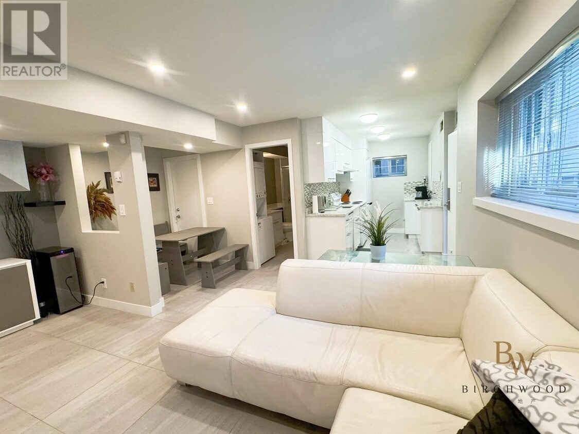 Photo principale - 1328 Nanton Ave