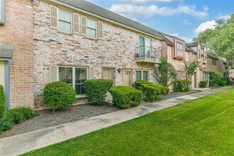 Building Photo - 14723 Barryknoll Ln