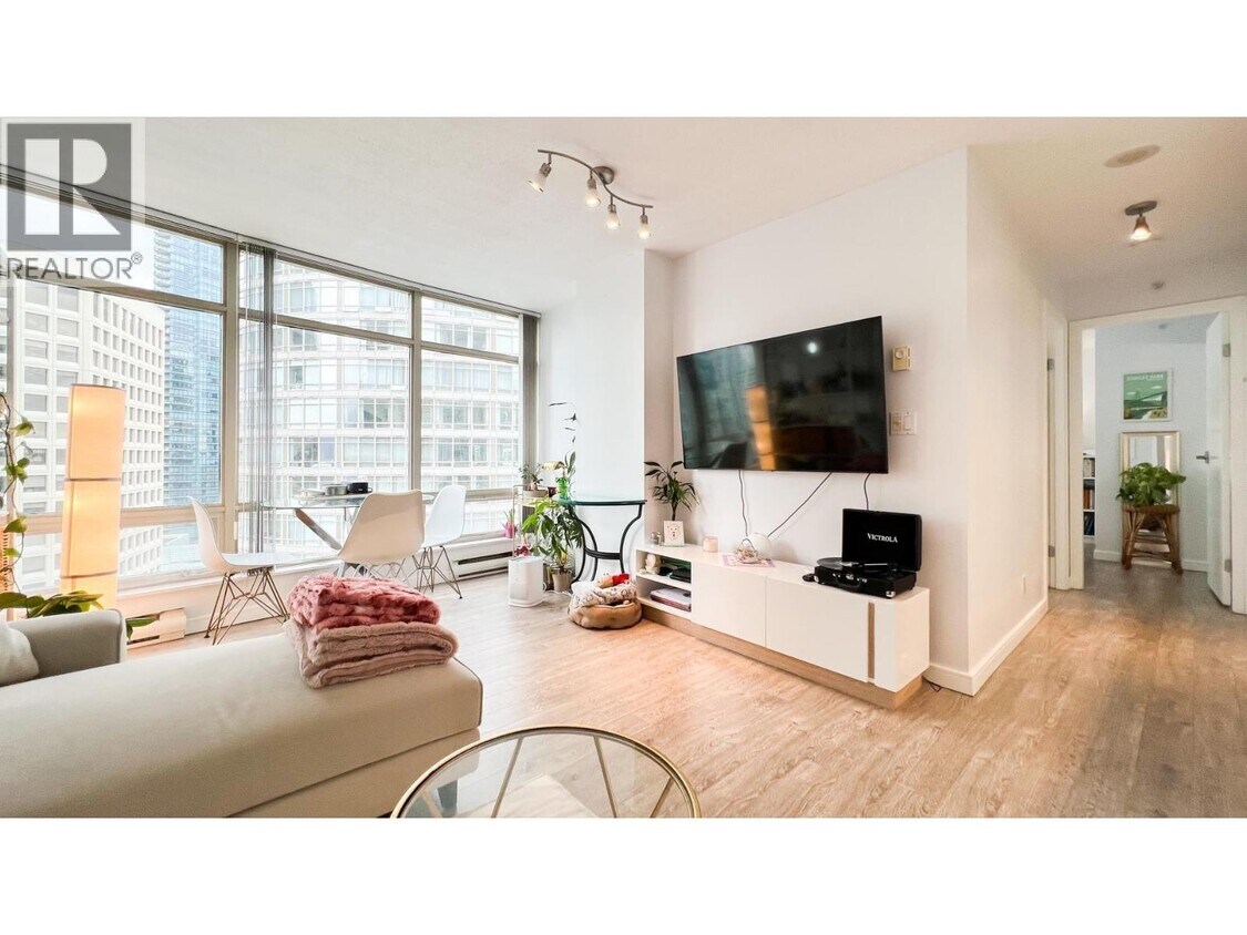 Photo principale - 1288 Alberni St