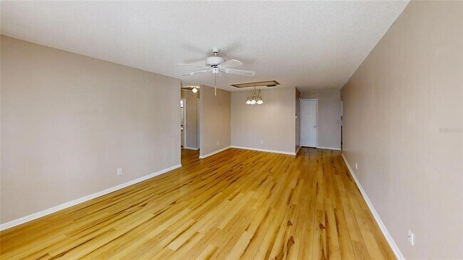 Foto del edificio - 8625 SW 94th St