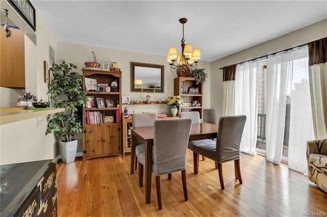 Foto del edificio - 1007 Eagles Ridge Rd