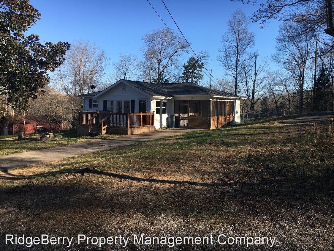 3 br, 2 bath House 8 Walker Heights Rd. House Rental in Lindale, GA