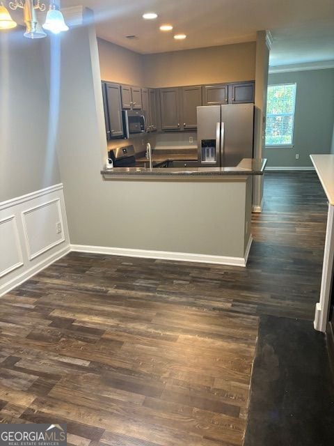 Building Photo - 250 Amal Dr SW