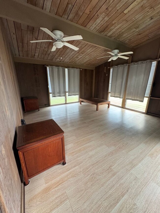 Foto del edificio - Upper Pearl City - Single Family House 3bd/2ba