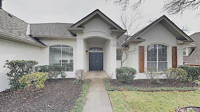 Foto del edificio - 4 Bedroom 3 Bathroom 3 Car Garage with Sto...