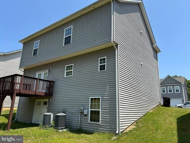 Foto del edificio - 8366 Leighburn Dr