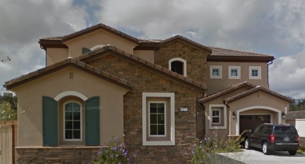Building Photo - 1077 Village Dr