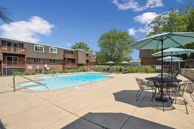 Foto del edificio - Lantern Square Apartments Spacious 1, 2 & ...