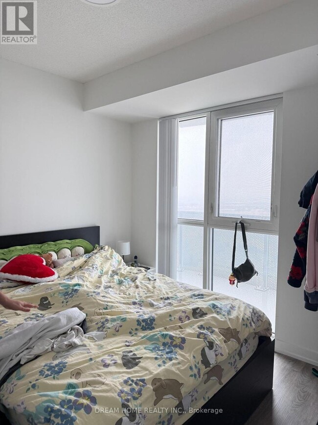 Building Photo - 195 Commerce St