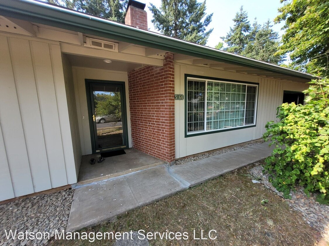 3 br, 1.5 bath House 5160 NE Willamette Ave House Rental in Adair