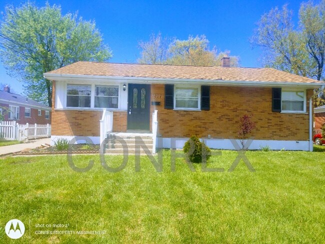 Building Photo - 7207 Memory Ln