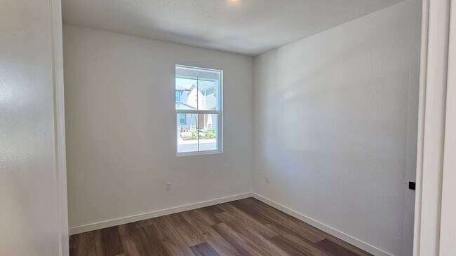 Foto del edificio - 10295 Maribel Way