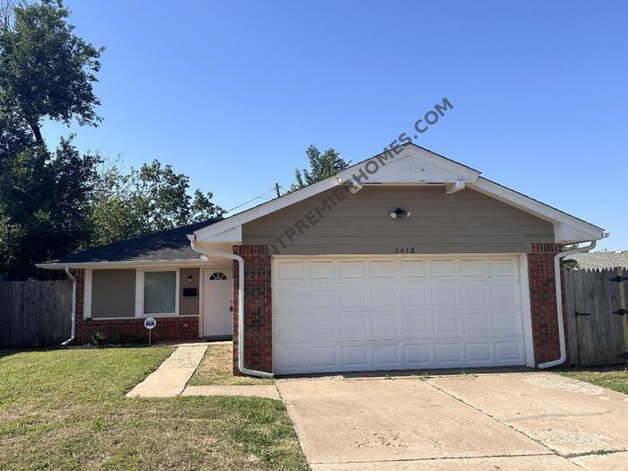Primary Photo - 1418 NW 102nd St