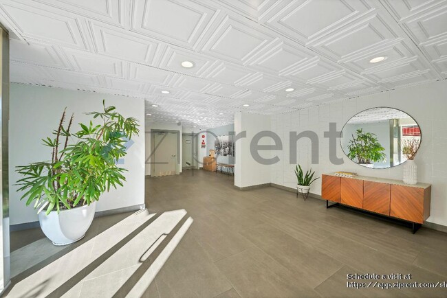 Foto del edificio - 960 Larrabee St