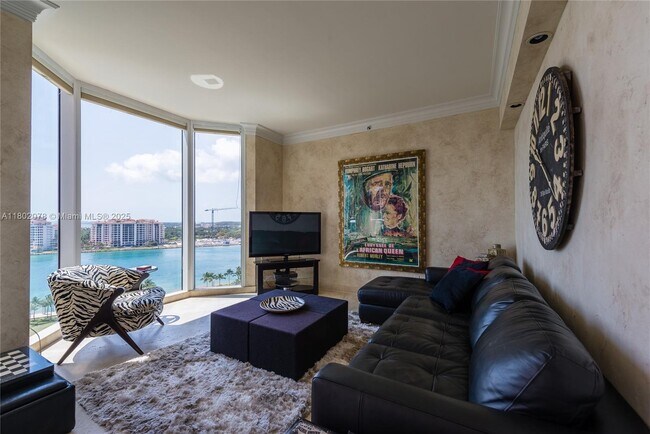 Foto del edificio - 300 South Pointe Dr