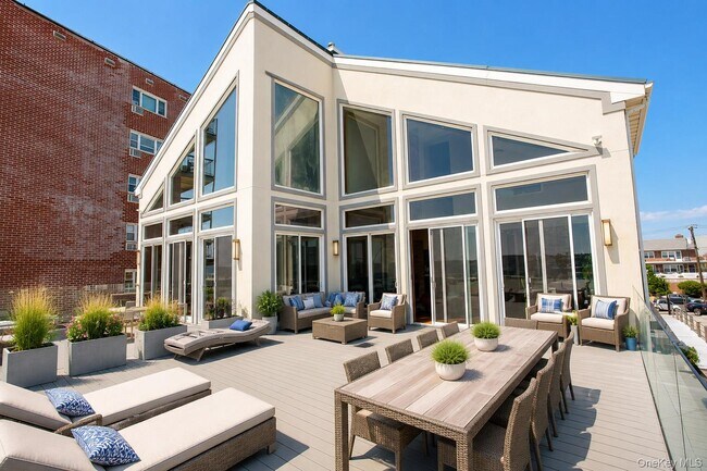 Foto del edificio - 770 Shore Rd