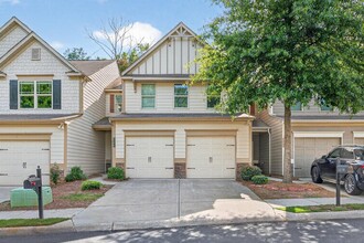 Building Photo - 3277 Castleberry Village Dr
