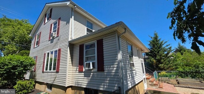 Foto del edificio - 246 Franklin St