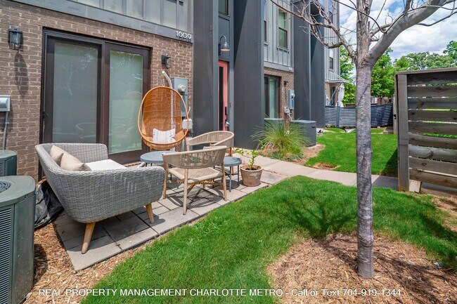 Foto del edificio - 1609 Parkwood Ave