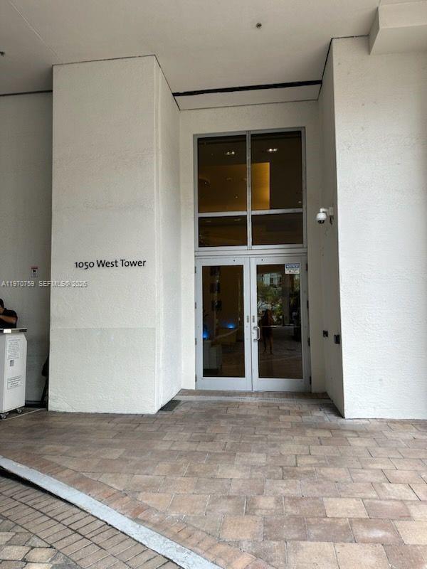 Building Photo - 1050 Brickell Ave