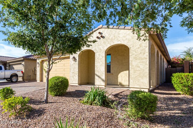Building Photo - 12222 W Paso Trail