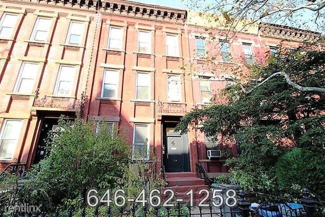 Foto del edificio - 721 Quincy St