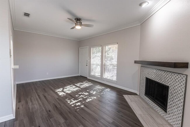 Building Photo - 4554 Glenwick Ln