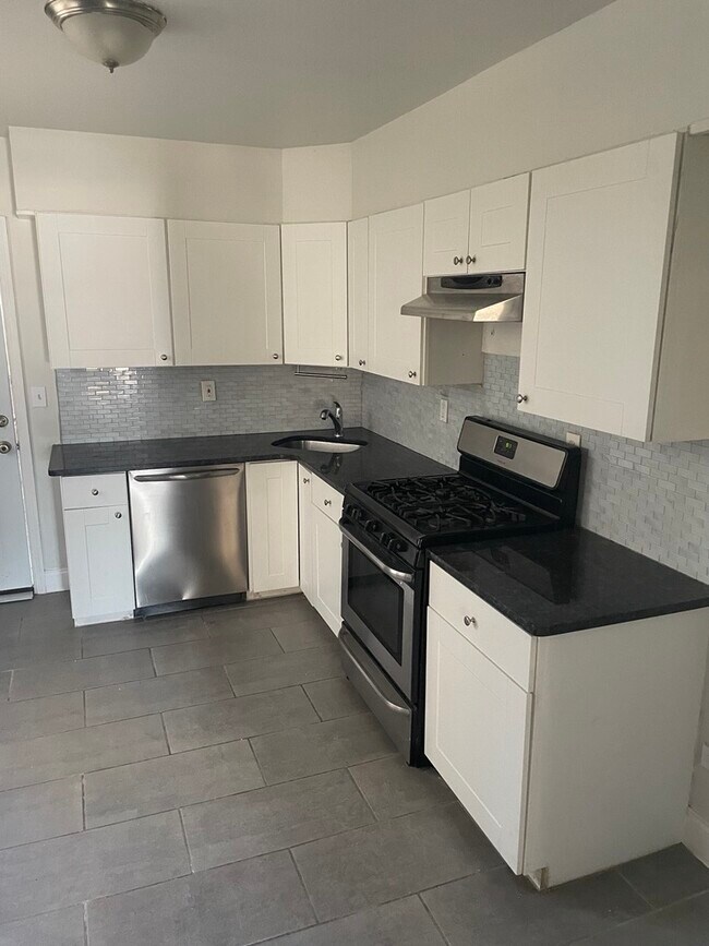 Foto del edificio - 4731 Princeton Ave