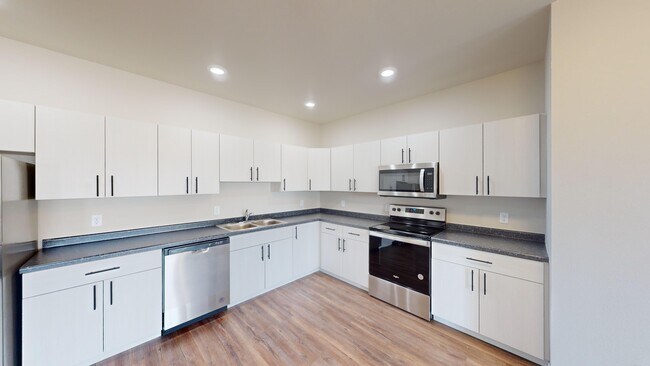 Kitchen - Marion Crossing Apartments