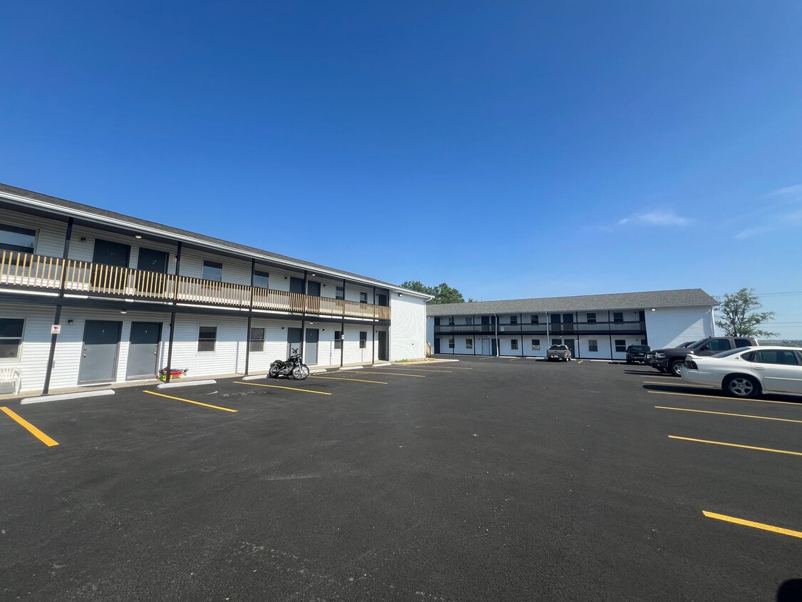 Primary Photo - 1, 2 and 3 bedroom units available!