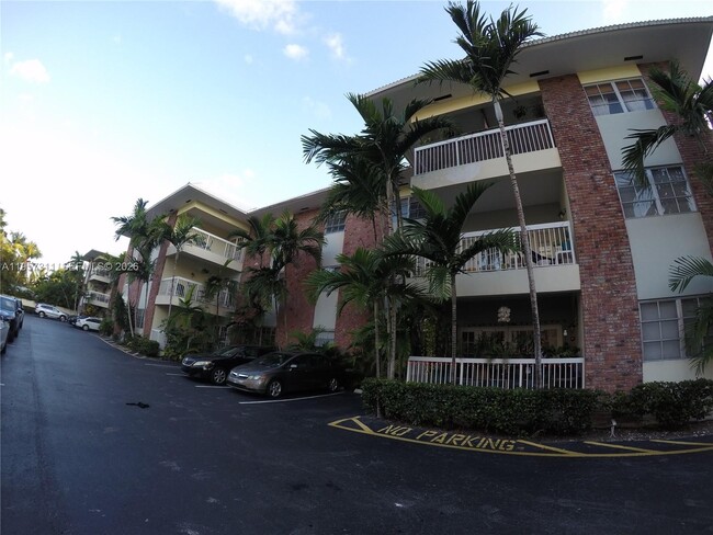 Foto del edificio - 2424 SE 17th St