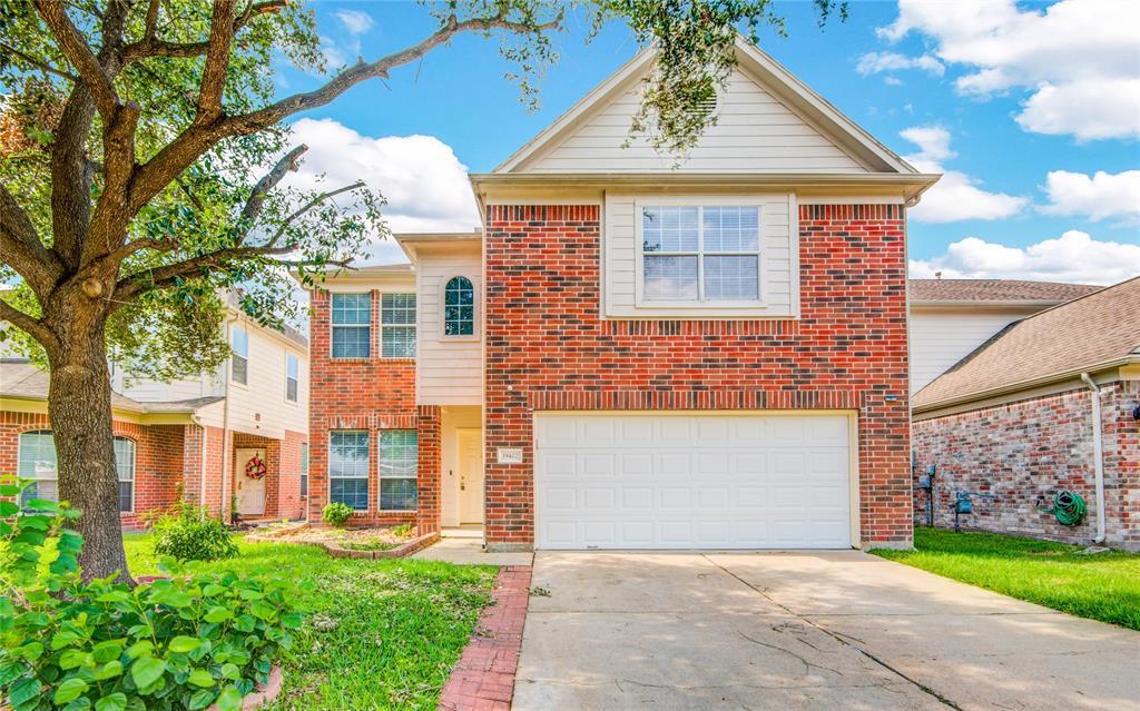 Foto principal - 19402 Hickory Meadow Ln