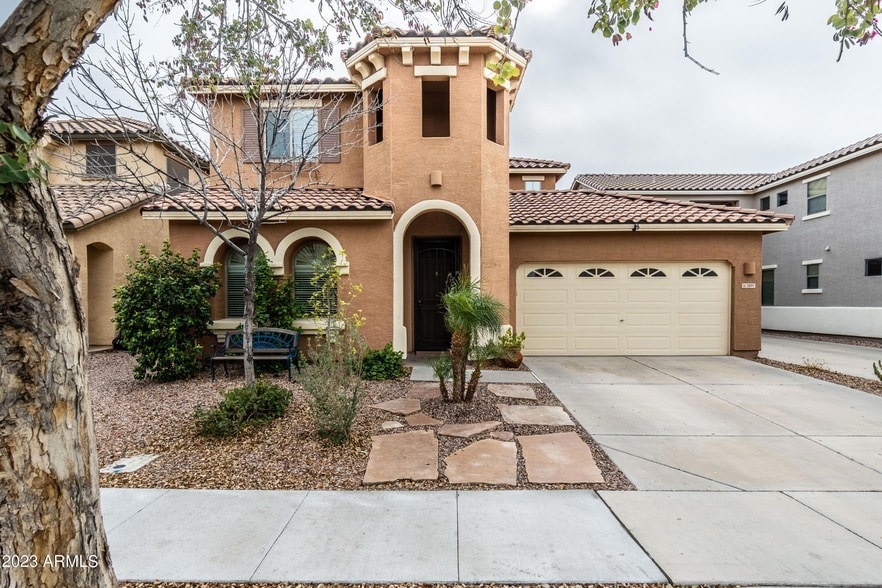 Foto principal - 3897 E Melrose St