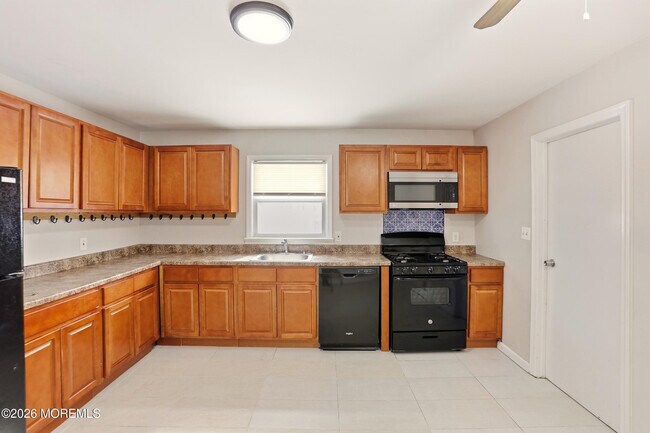 Foto del edificio - 422 Shady Ln