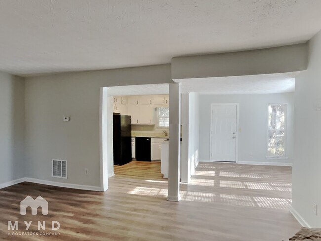 Foto del edificio - 3050 Brook Hollow Dr