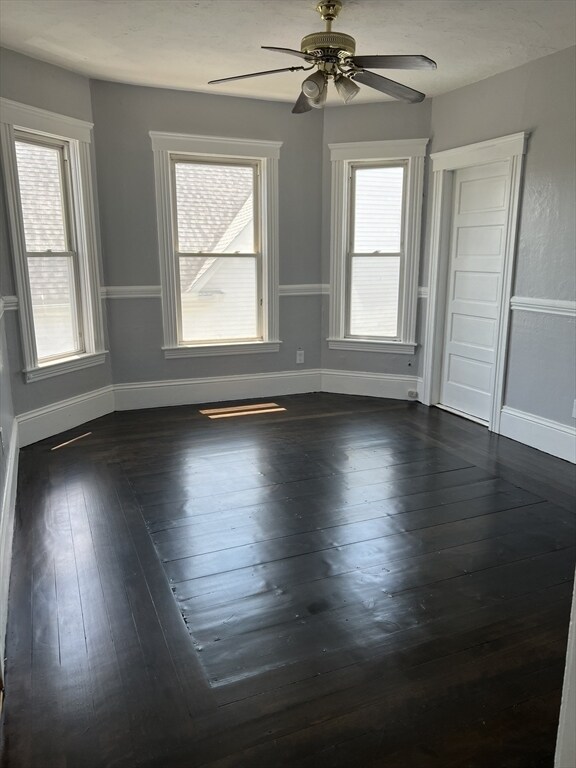 Foto del edificio - 8 Knowlton Ave