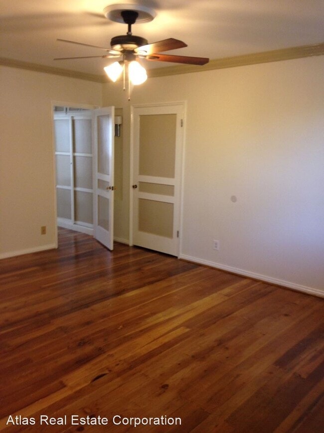 Building Photo - 1631 Rodney Dr